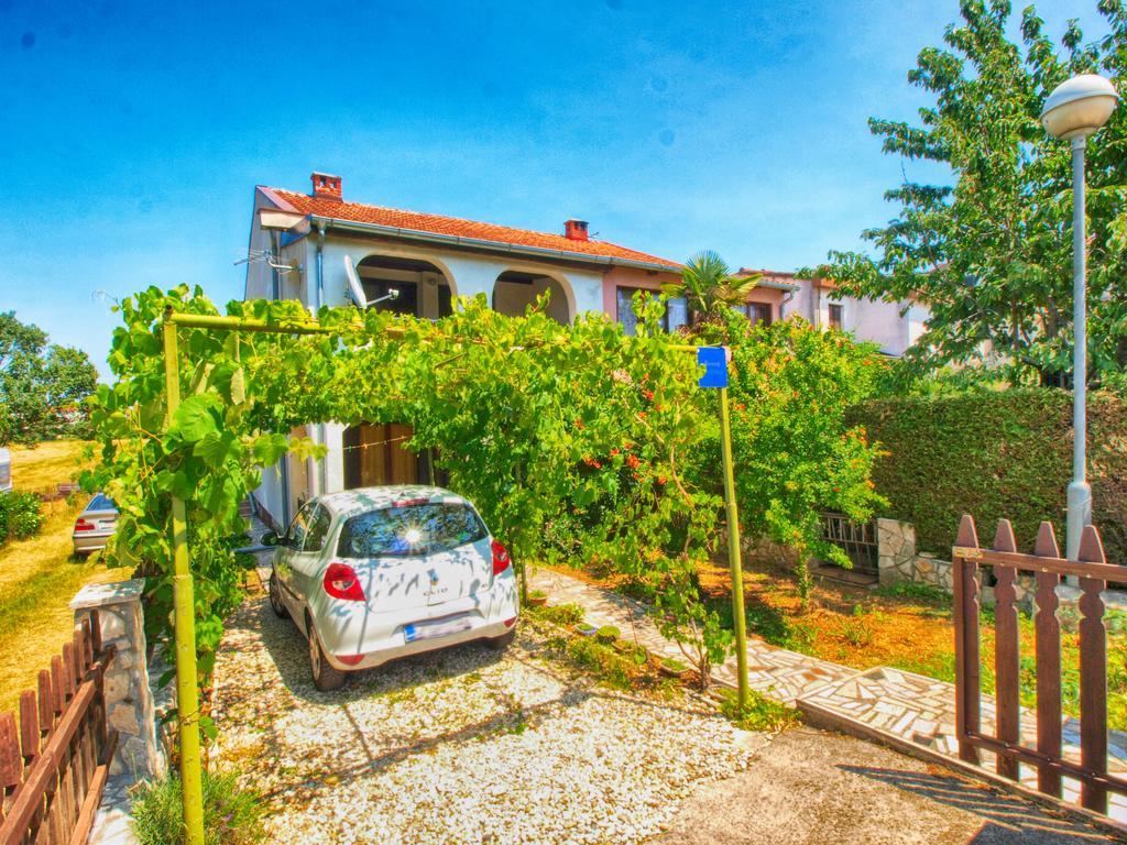 Apartments Zlatko 1397 Штиньян Экстерьер фото
